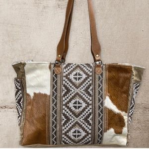 🆕Tribal Myra Bag Cowhide Canvas Rug & Leather Weekender Travel XL Aztec Tan New